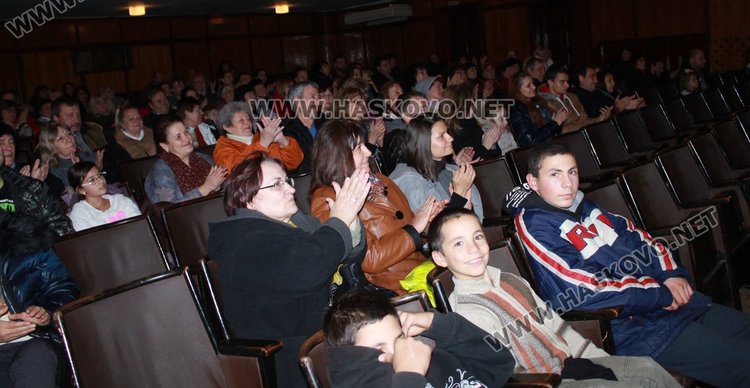 2 677 лв. бяха набрани в благотворителния концерт за довършване на манастира "Св.Мина"