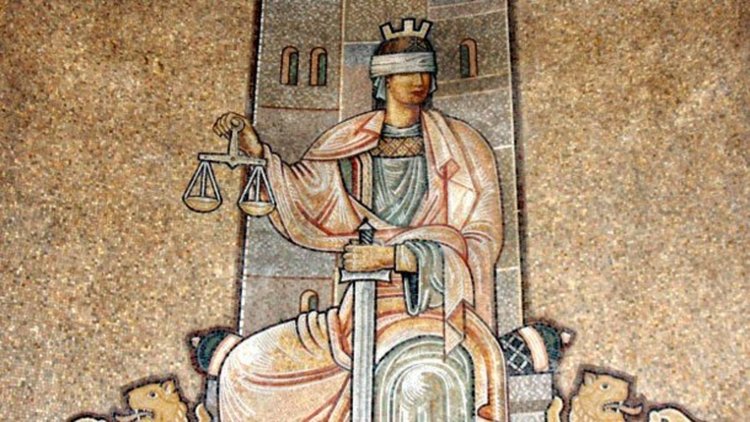 Четирима на съд, гласували без да имат право