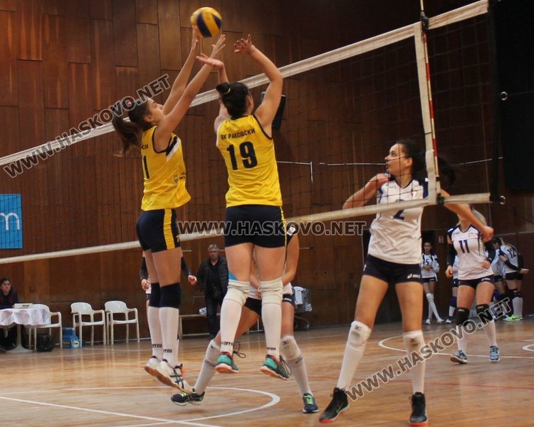 Волейболистките на Димитровград записаха трудна победа над "Левски"