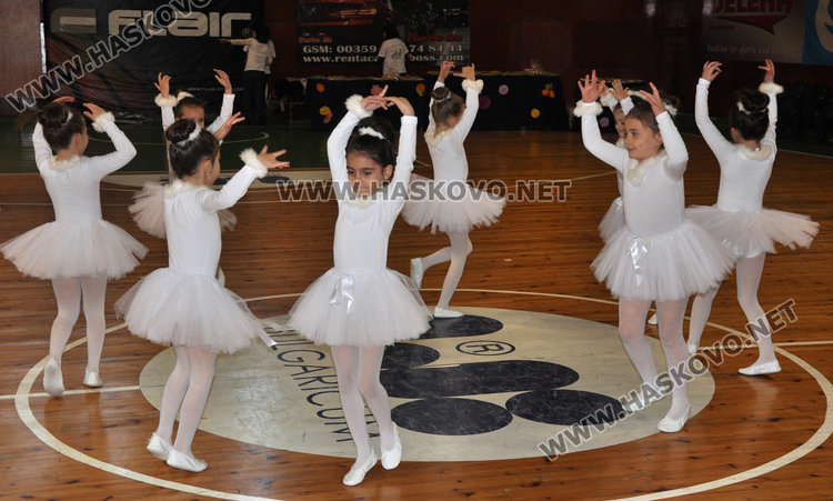 Красимото изпълнение на дезцата от ОДЗ "Звънче" 22