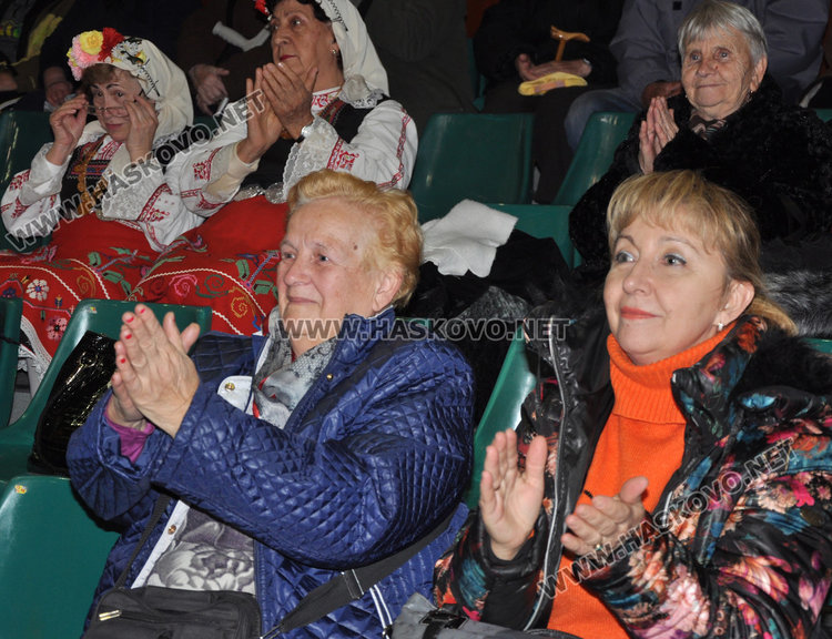 Концертът „Да мечтаем заедно“ посрещна Световния ден на хората с увреждания в Хасково