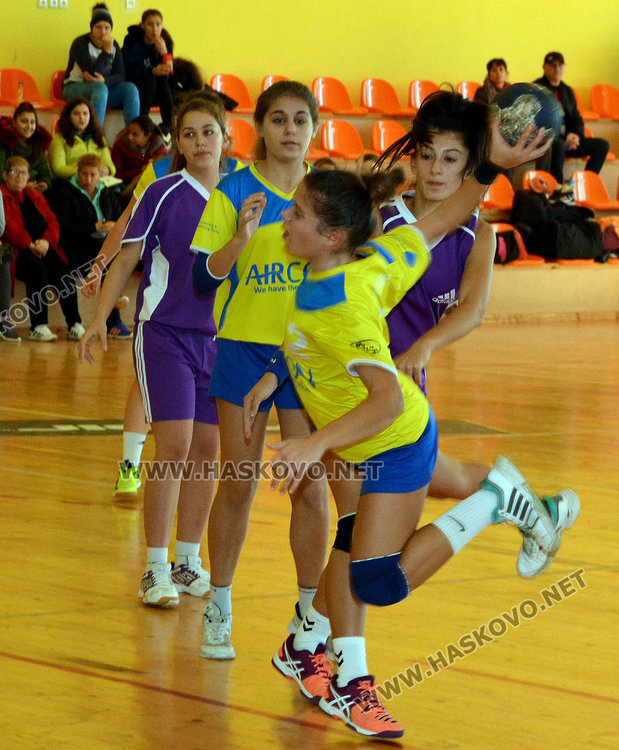 Хасково в битка с Габрово и Сливница за Купата на България по хандбал