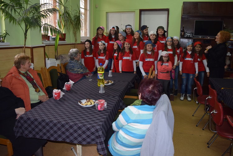 1500 хора с увреждания отбелязват днес своят празник в Кърджалийско