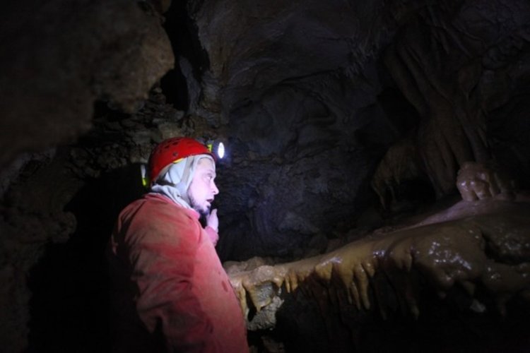 Шест години след успешната акция в "Духлата" - спасители и пещерняци отново са там