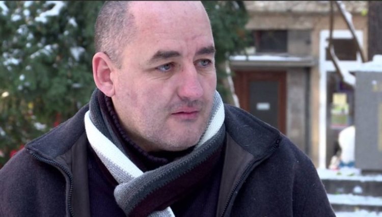 В помощ на бедните: Ресторантьор раздава топла супа 