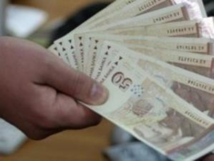 62% от работодателите ще дадат коледни бонуси