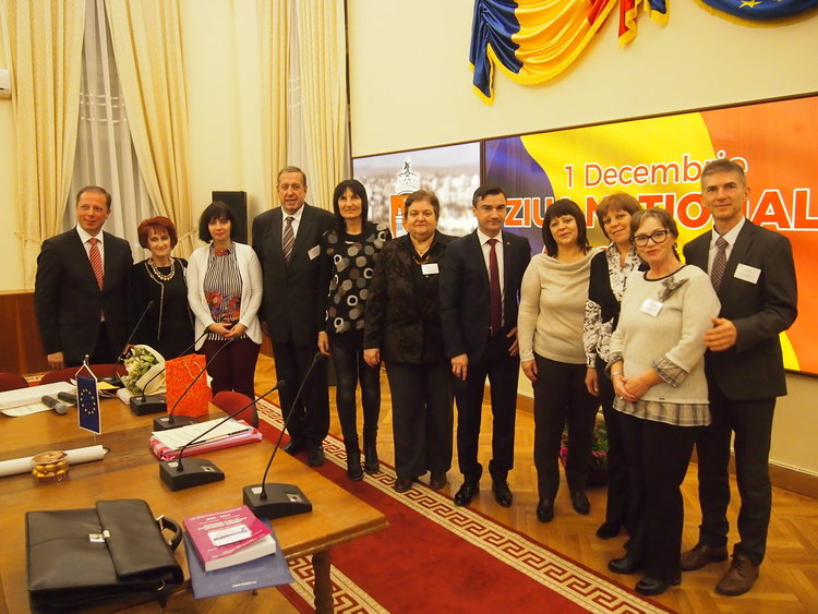 Учители от Електрониката в Румъния, участват в тематична конференция