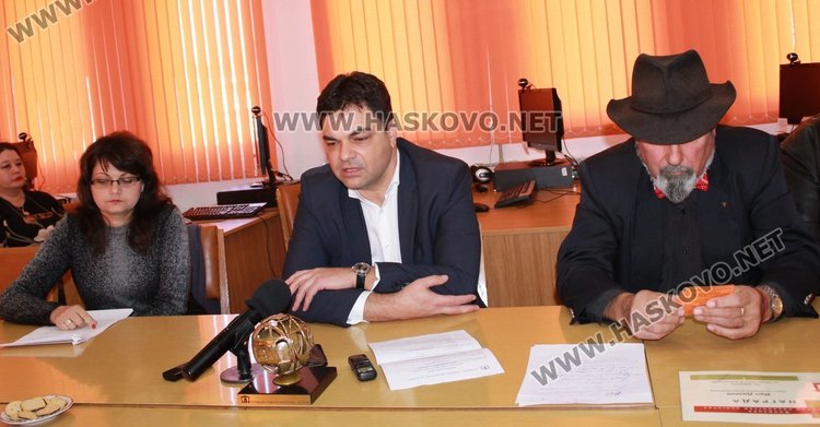 Във форума в НДК е участвала и Валентина Терзиева от ГБ "П.Пенев"