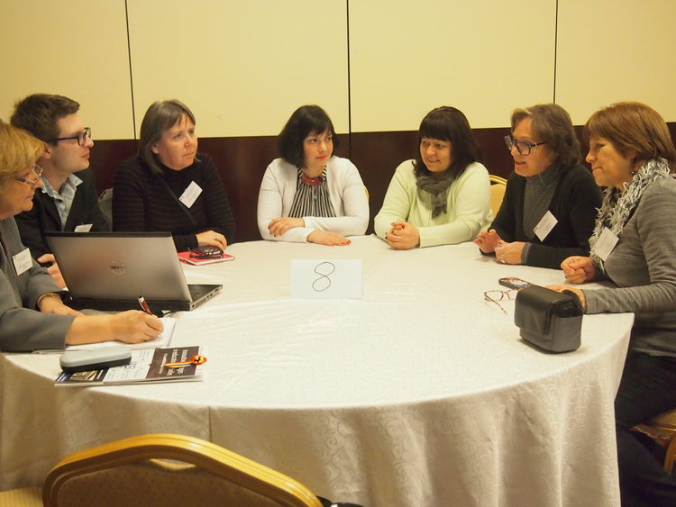 Учители от Електрониката в Румъния, участват в тематична конференция