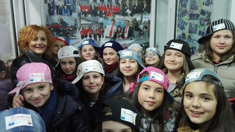 Елхата на "Славейков" грейна - нова, екологична и блестяща