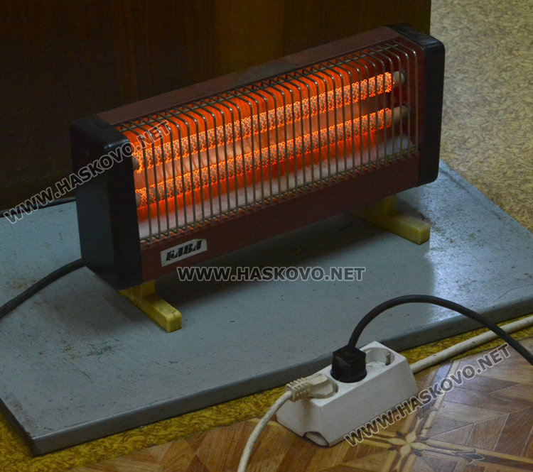 Пожарникарите проверяват заведенията по празниците, полицаите с акция за стоки без бандерол