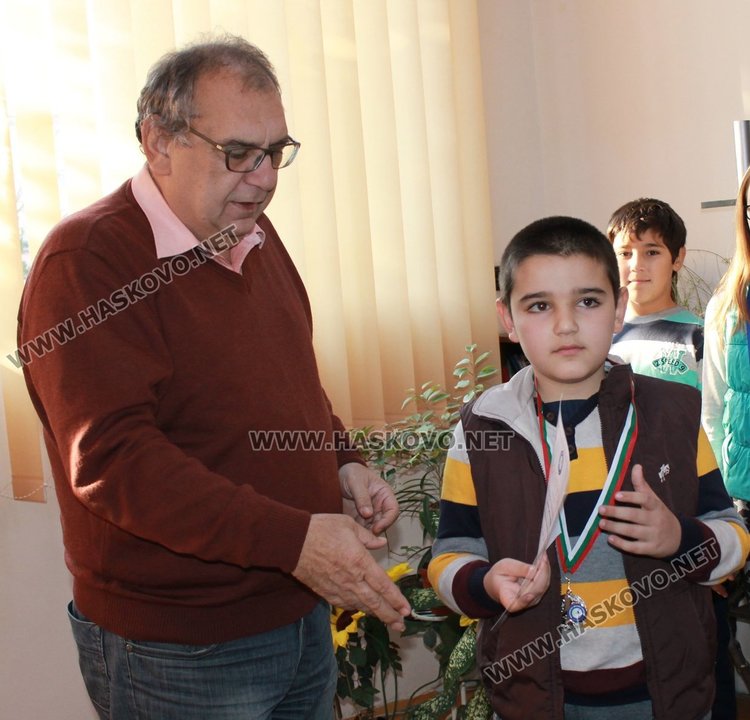 Йозгюр Раиф от 2 клас