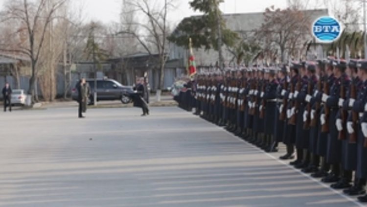 Руската полиция арестува 12 души, заподозрени в тероризъм