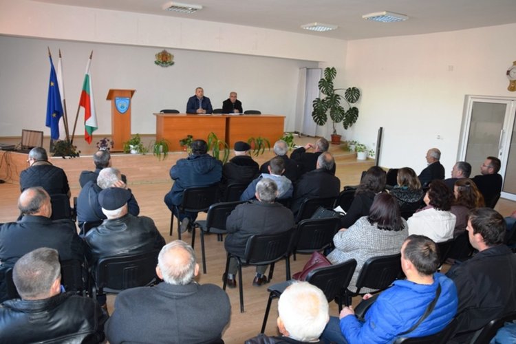 Кметска среща за готовността за зимния сезон се проведе в Ардино