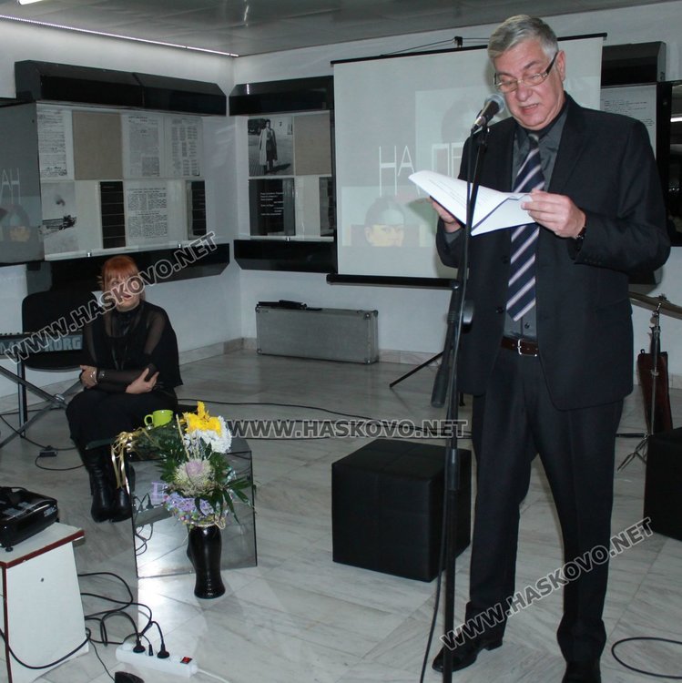 "На пръсти" представи Весела Недкова в Димитровград