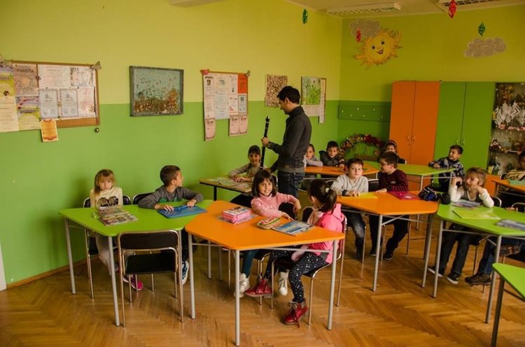 Музиканти гостуваха на второкласници от ОУ "Ал.Константинов"