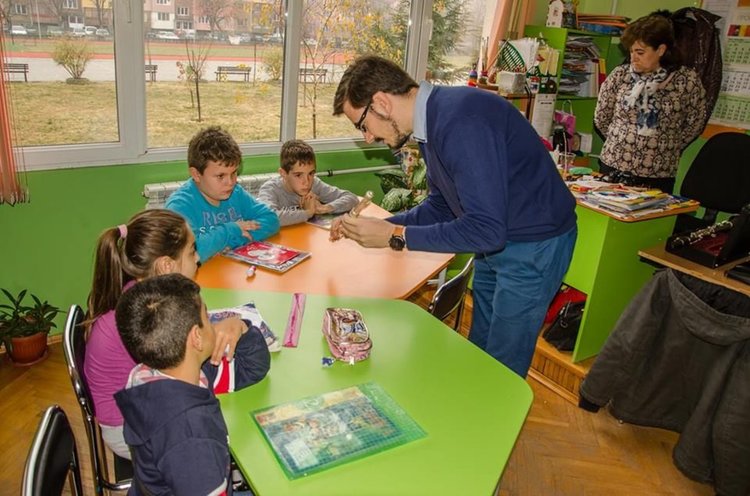 Децата се запознаха с духовите музикални инструменти