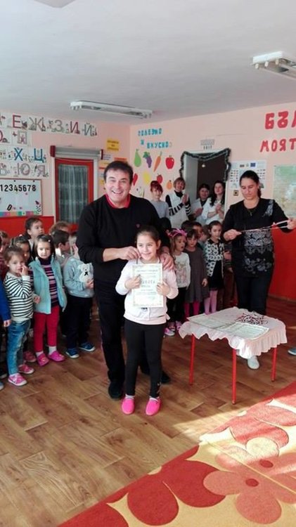 Медали и грамоти за най-мъничките волейболисти на Кърджали