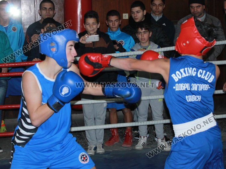 Коледен турнир по бокс организираха в Димитровград