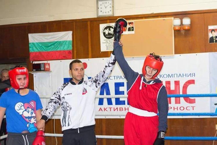 Коледен турнир по бокс организираха в Димитровград