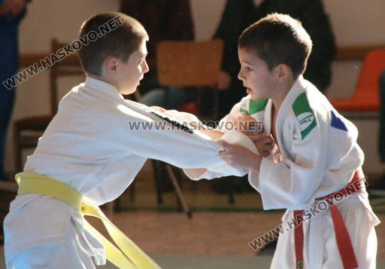 Хасковските джудисти станаха отборни шампиони на Коледен турнир