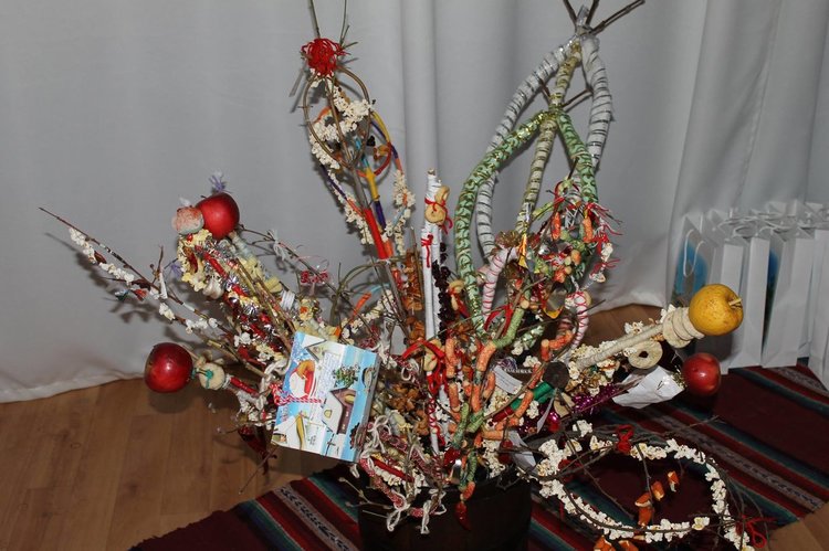 Над 130 сурвачки подадоха за участие в димитровградски конкурс