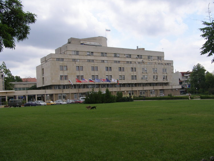 Дирекция „Местни приходи“ на община Кърджали:Данъците не са повишавани от 8 години