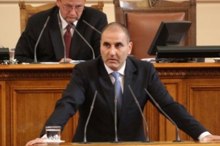 Цветанов: Отнасяме се сериозно към мандата за кабинет на РБ