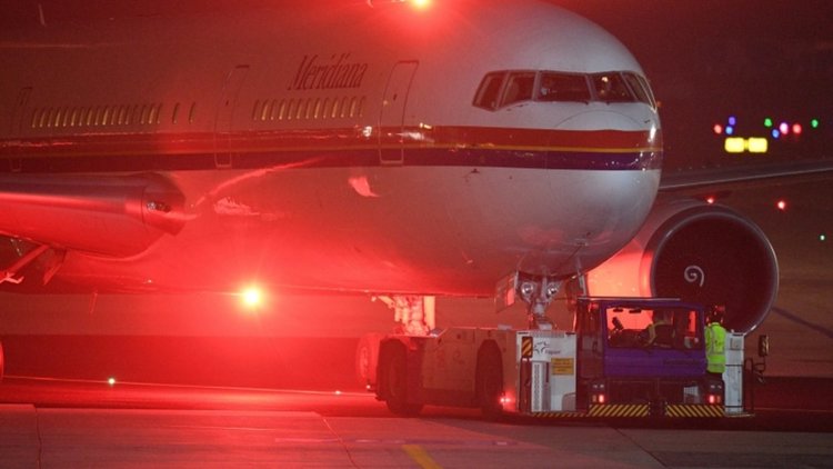 Първата депортирана група афганистанци от Германия пристигна в Кабул