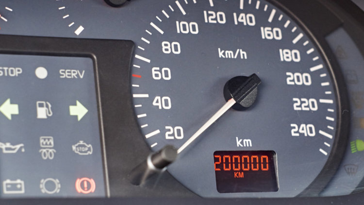 СБА настоява за закон срещу превъртените километражи на внесените возила