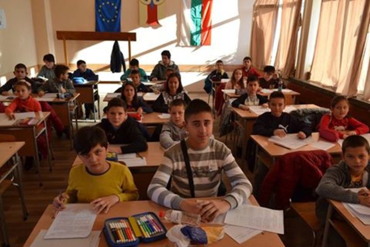 Математиците на "Славейков" отново на върха в престижния турнир "Иван Салабашев"