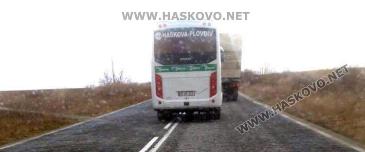 Читател: Рейс лети с 80 км/ч в селата, изпреварва на забранено 