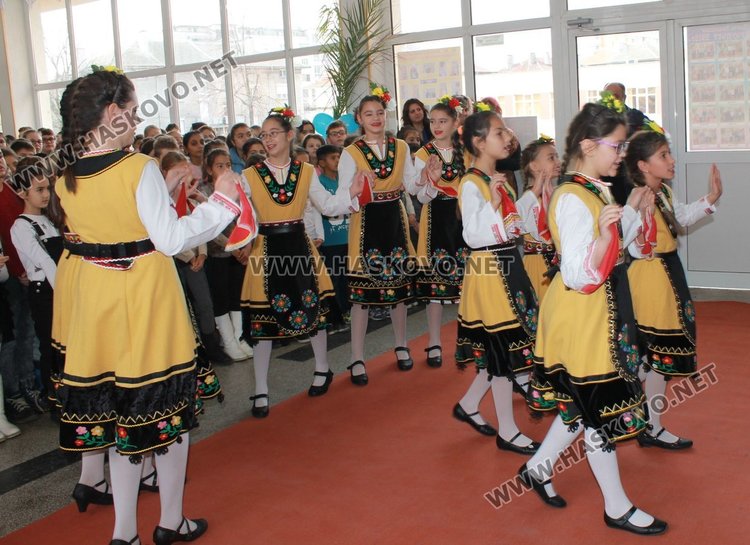 Дигитална класна стая отваря врати в ОУ "П.Славейков"