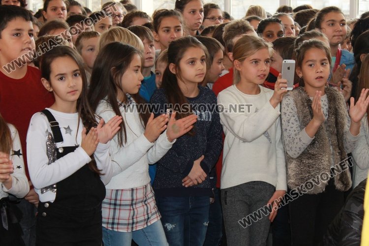 Дигитална класна стая отваря врати в ОУ "П.Славейков"