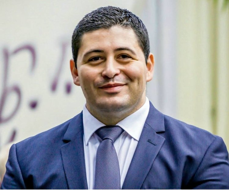 Д-р Неджат Али