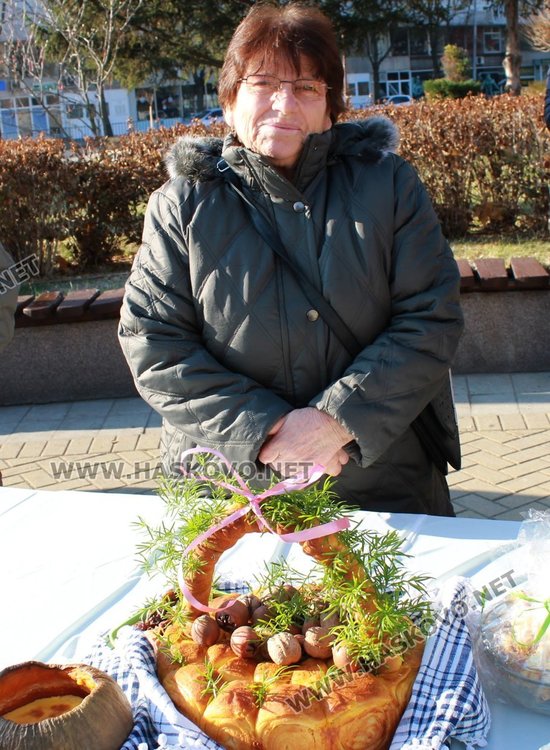 235 ястия представиха на Коледна трапеза в Димитровград, отличиха най-добрите