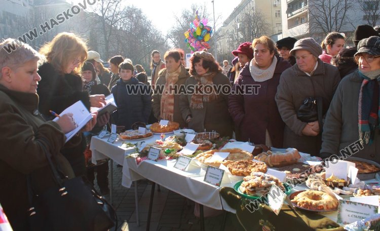 Момент от работата на журито