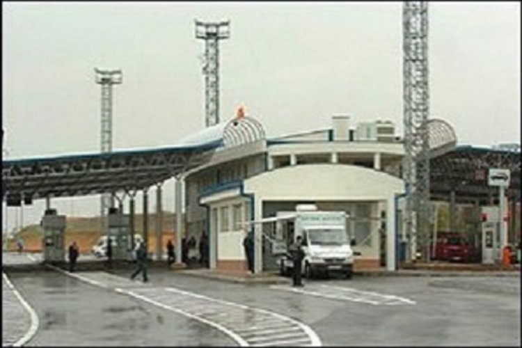 Протест срещу изграждането на бежански център в Лесово