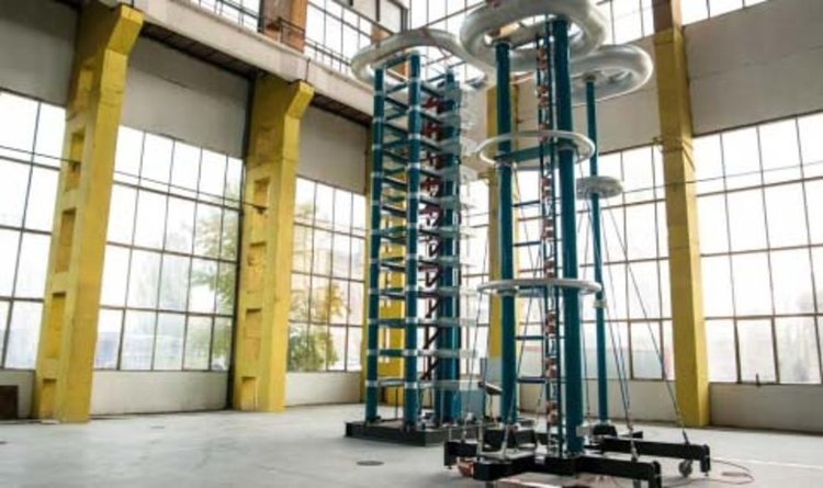 Девет мълнии на кв. м падат в Кърджали средно на година