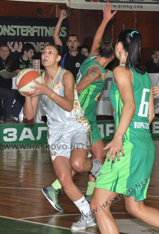 "Хасково 2012" пречупи шампиона Монтана, поведе в класирането