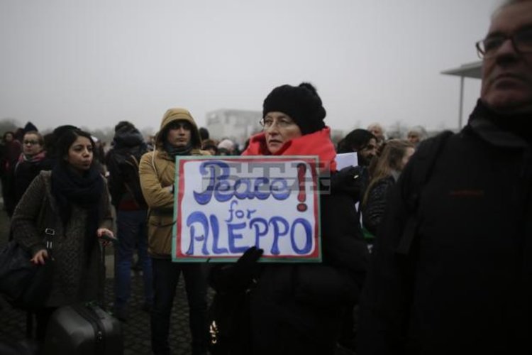 Хиляди се събраха в Берлин на митинги в подкрепа на Алепо