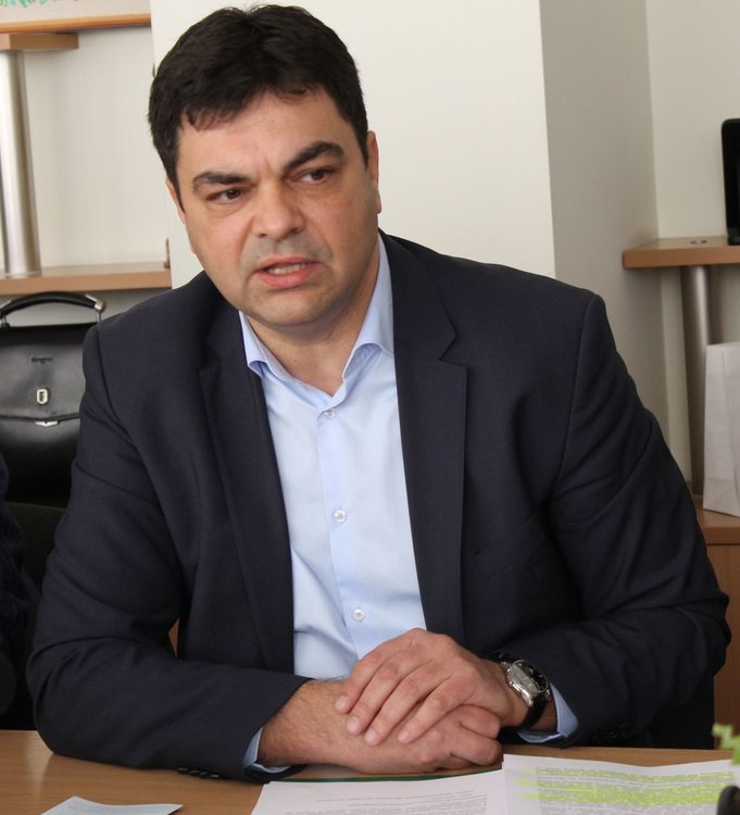 Кметът Иво Димов бе провокиран да отговори на Ковачев също във Фейсбук