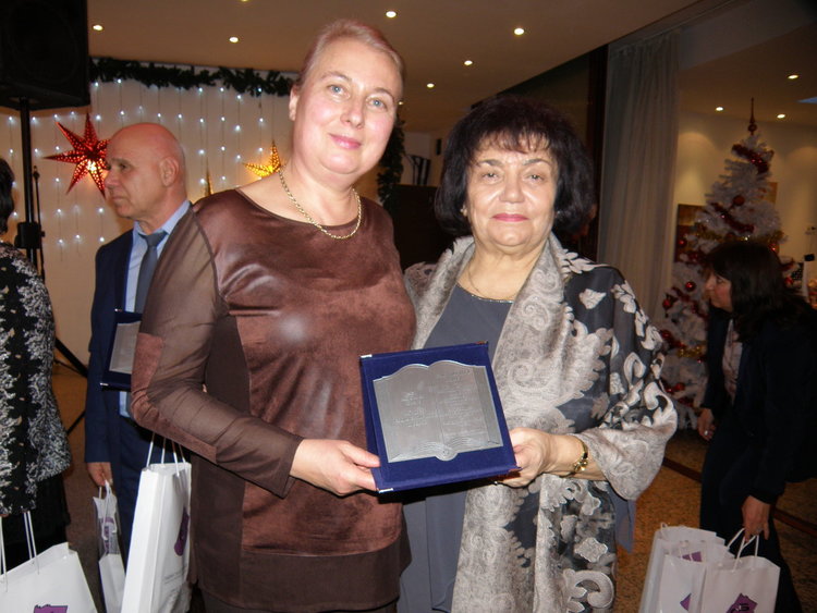 Лиляна Янкова и Янка Такева