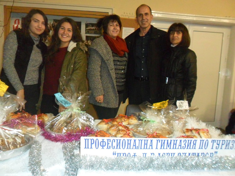 Златаровци подаряват надежда за Коледа