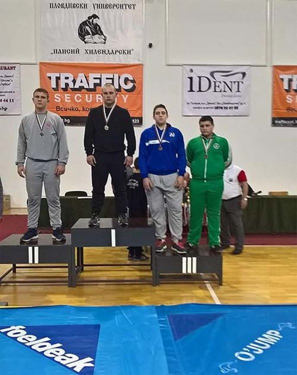 И без финансова подкрепа клуба по свободна борба „Кърджали“ печели медали