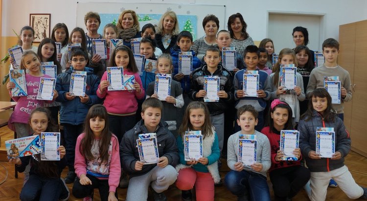 Победителите в коледните конкурси в ОУ "Ал.Константинов"