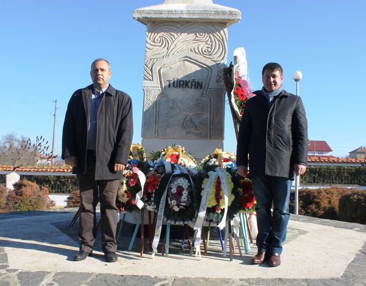 Паметта на жертвите на „възродителния процес” почитат в Млечино, Могиляне и Момчилград 
