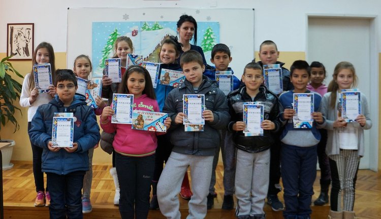 4 а клас с кл. ръководител Румяна Несторова за най-масово участие в конкурса за апликация