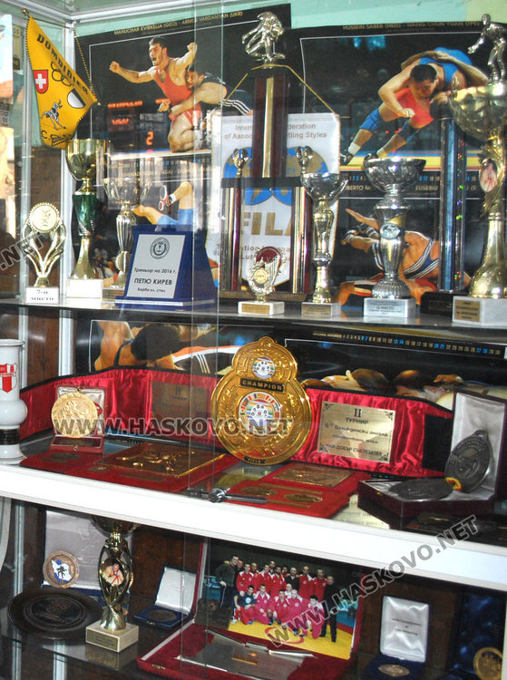 Стената на славата