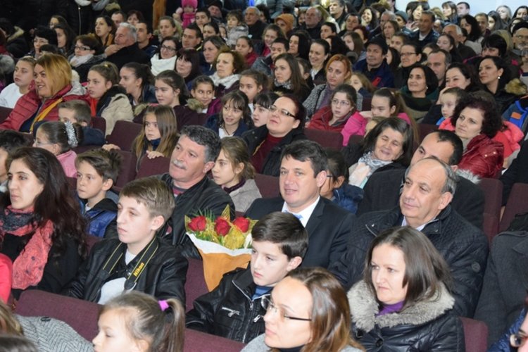 Традиционен коледно-новогодишен концерт се проведе в Ардино